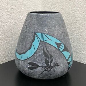 Unique Vintage ‘88 SUNDANCE by Smith Handpainted Roadrunner Southwestern Vase 6”